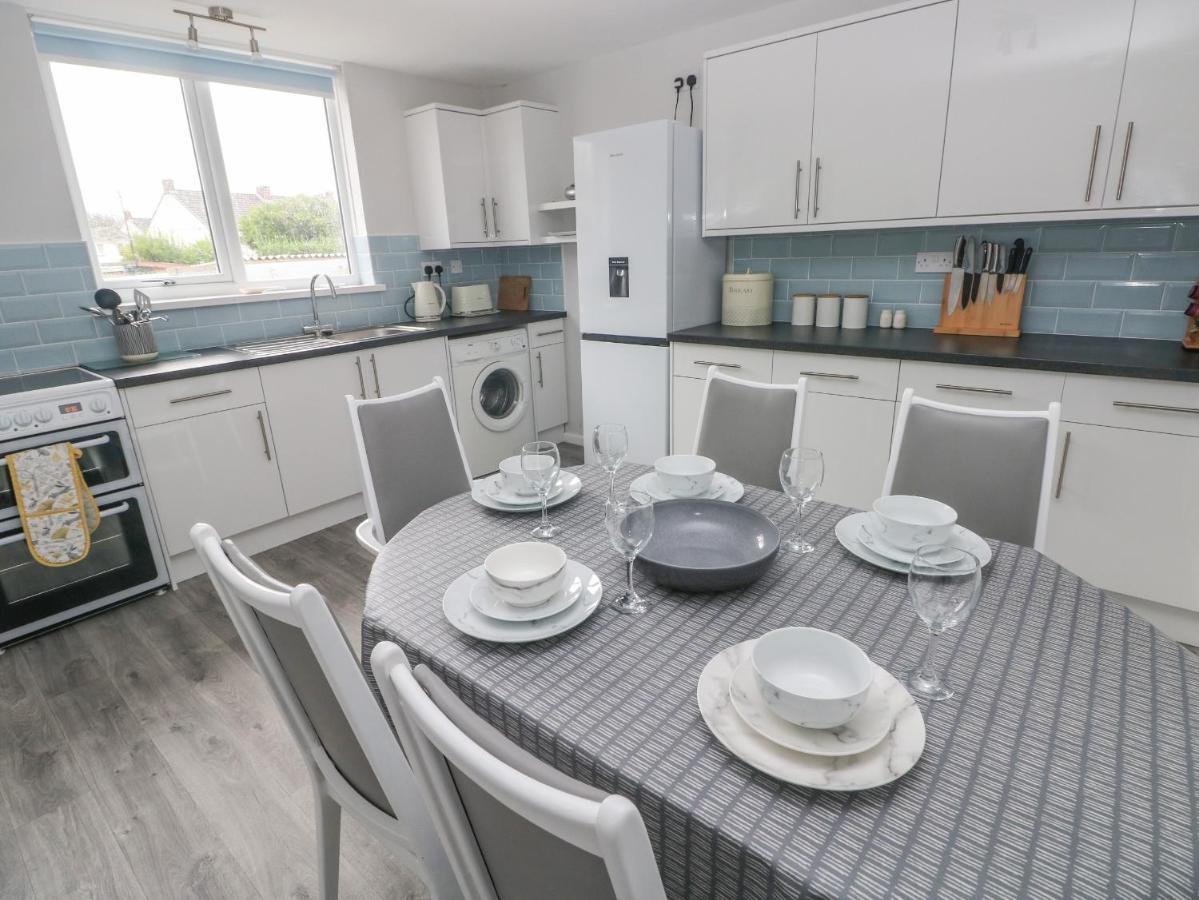 21 Sandfield Road Villa Burry Port Kültér fotó